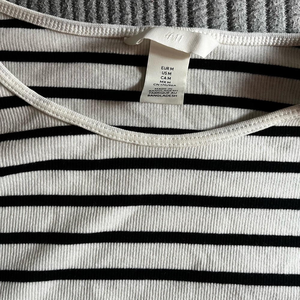 H&M Striped top - Picture 2 of 3